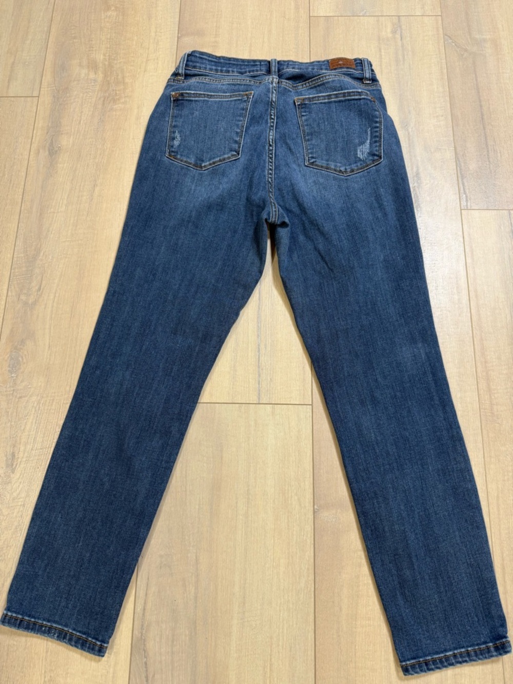 Judy Blue Women's Dark Wash Relaxed Fit Jeans - Picture 2 of 7